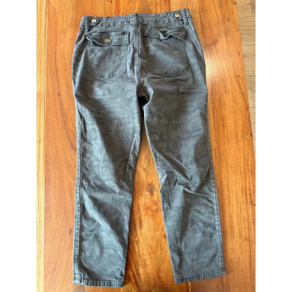 Pistola Women's‎ Camo Jeans Size 28